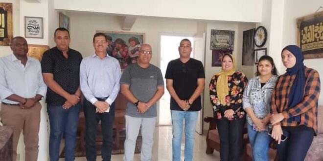 خلف يستقبل منسقين حملة بشبابها