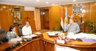 محافظ أسيوط يؤكد علي اتخاذ الاجراءات القانونية لتعظيم الايرادات وترشيد الانفاق بالقطاعات المختلفة