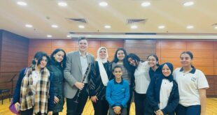 اكاديمية الفنون تستضيف الخبير الامريكى اندى هادسون الاستاذ بكونسيرفاتوار جامعة لورانس بالولايات المتحدة الامريكيه