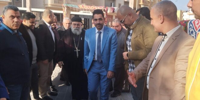 رئيس جهاز مدينة النوبارية يقدم التهنئة للاخوه المسيحيين بمناسبة الإحتفال بعيد الميلاد المجيد.