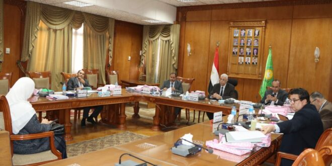 برئاسة القاصد لجنة إختيار الوظائف القيادية بجامعة المنوفية تستقبل ٢٠ من المتقدمين لوظائف مدير عام