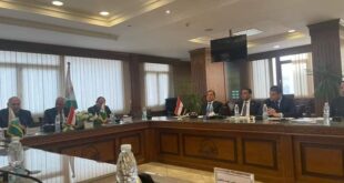 فى لقاء معالى الوزير اللواء احمد راشد محافظ الجيزة لحل الخدمات لمركز البدرشين والعياط